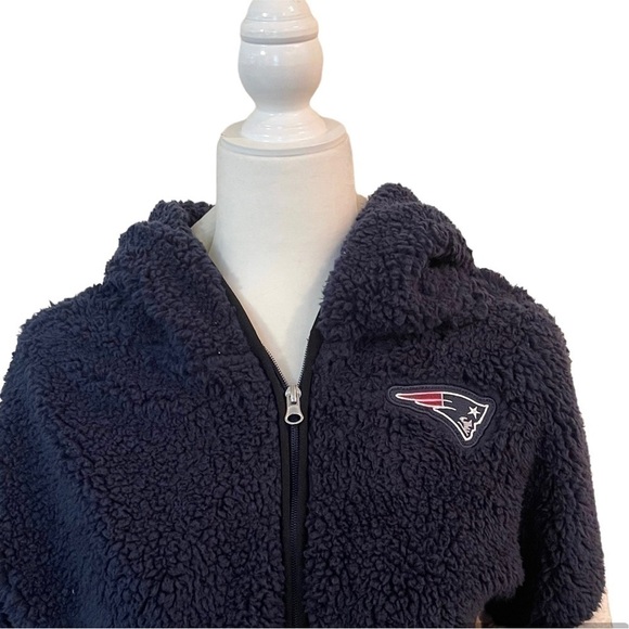NWT NFL Teen Apparel New England Patriots Sherpa Zip Up Hooded Jacket - Picture 3 of 7